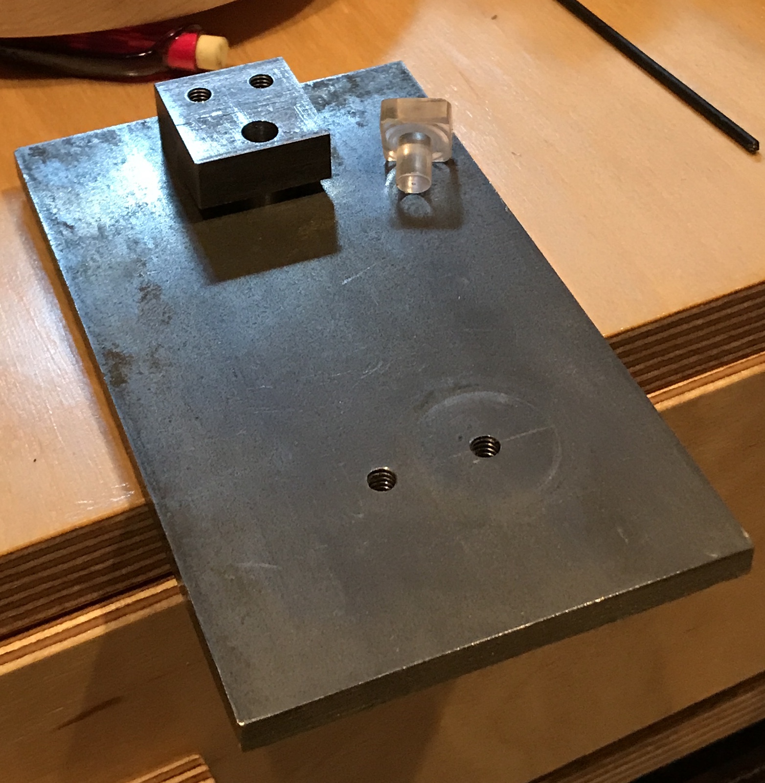 Drill guide on base with eyepiece